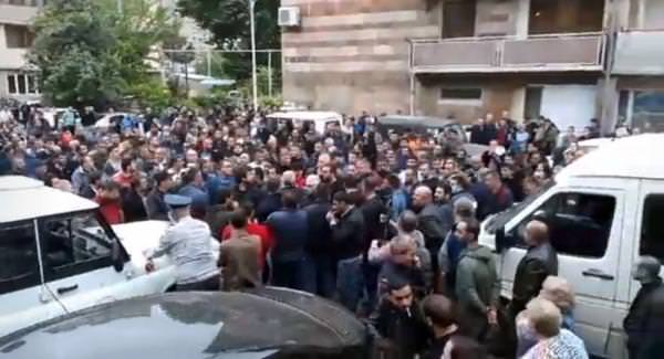 Каджаранцы аплодисментами проводили задержанных в Ереван: акция протеста завершилась 