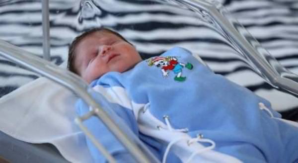 В Ереване родился мальчик весом 5 кг 600 г 