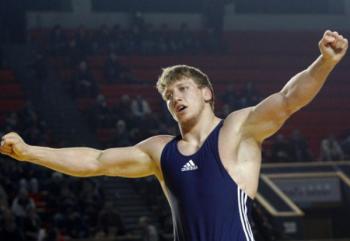 Артур Алексанян, победив турка, стал трехкратным чемпионом Европы