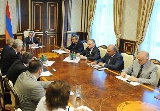 Президент Армении провел совещание в связи с предстоящими в августе текущего года Пятыми Панармянскими играми