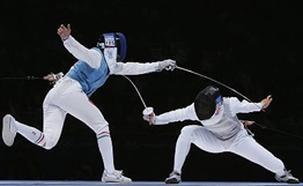 Воспитанница армянского спортклуба «Кетрин» победила на юношеском турнире по фехтованию в Батуми