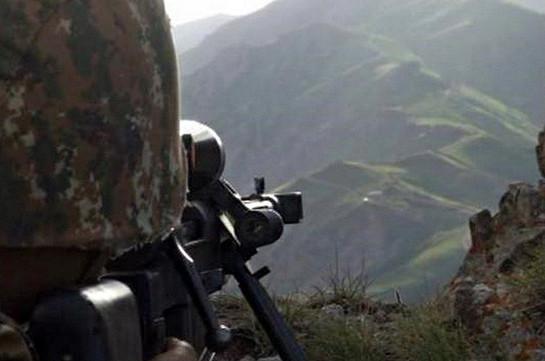 Подразделения ВС Азербайджана продолжают стрелять в направлении армянских позиций