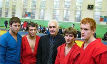 Кубанские армяне едут за медалями чемпионата России по самбо