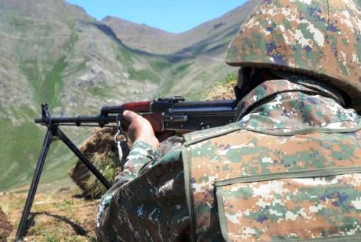 Азербайджан открыл огонь в направлении армянских позиций