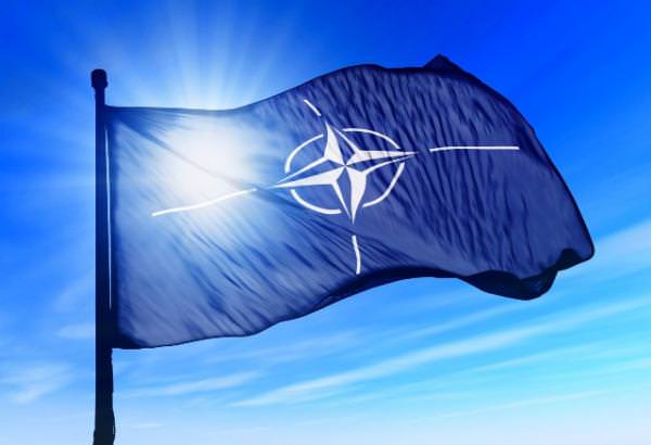 Расширение НАТО – восемь волн экспансии