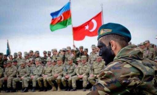 Турция собирается создать новый военный блок у южных границ России