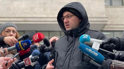 Арсен Бабаян призвал не допустить вылета Пашиняна в Москву