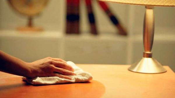 очистка глянцевой поверхности