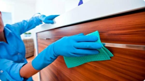 протирка комода от пыли