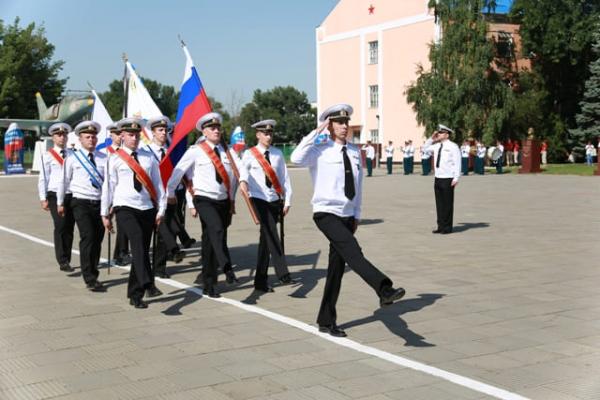 На юбилей морской авиации России в Ейске открыли «Аллею Российской Славы»