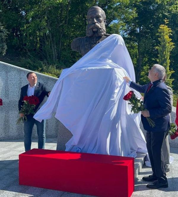 Памятник Лорис-Меликову открыли на Кубани