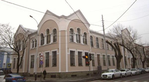 здание Третьей женской гимназии в Екатеринодаре