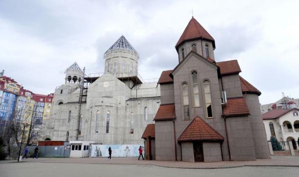 Кафедральный собор Сурб Мариам Аствацацин в Краснодаре возводят с опережением графика