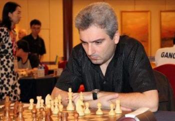 Владимир Акопян в числе лидеров