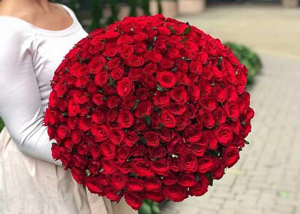 букет из 101 розы