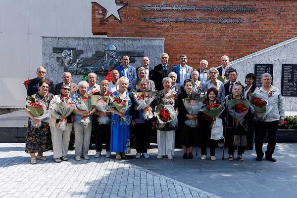 Вместе с ветеранами армалитовцами на открытии мемориала в Армавире Вместе с ветеранами армалитовцами на открытии мемориала в Армавире