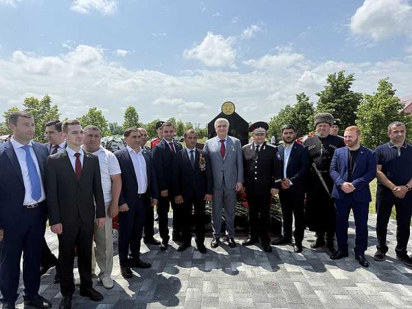 На открытии мемориала посвященного участникам СВО На открытии мемориала посвященного участникам СВО