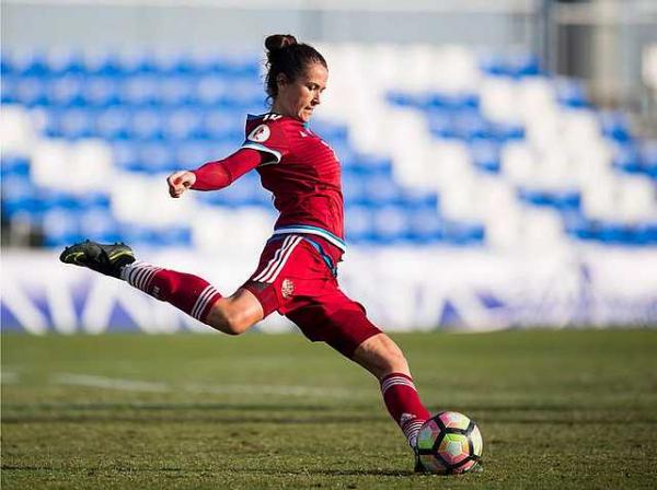 женский футбол