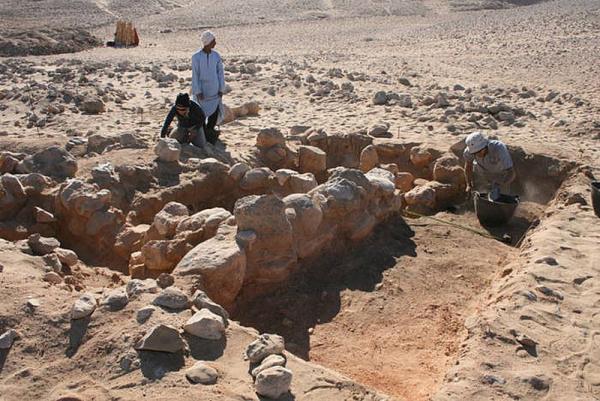 Древнеегипетский свисток из кости Древнеегипетский свисток из кости