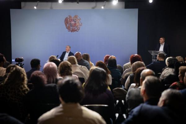 Роберт Кочарян встреча со сторонниками Роберт Кочарян встреча со сторонниками