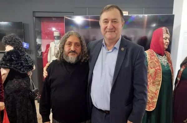 Саркаваг Андраник Манукян и Арам Хачатрян