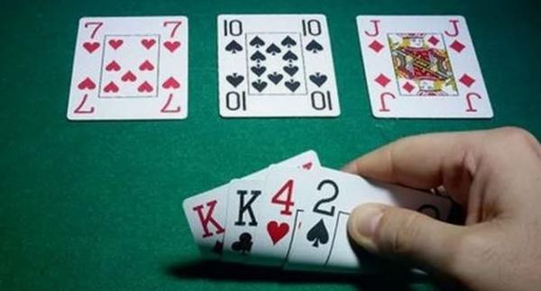 Омаха после открытия флопа Омаха после открытия флопа