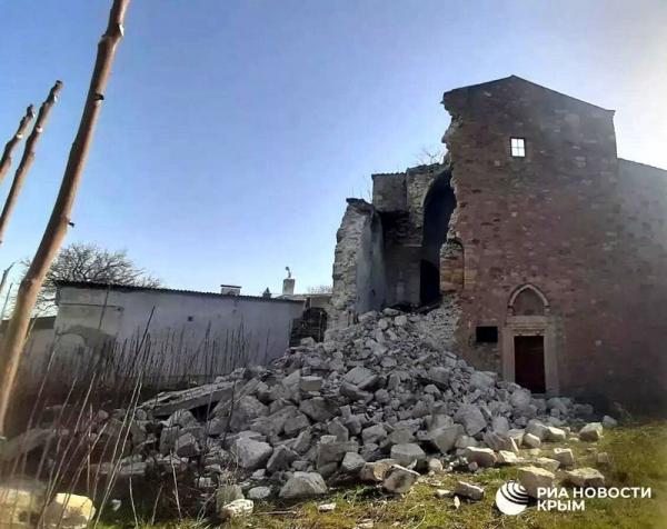 Феодосия храм Архангелов Михаила и Гавриила