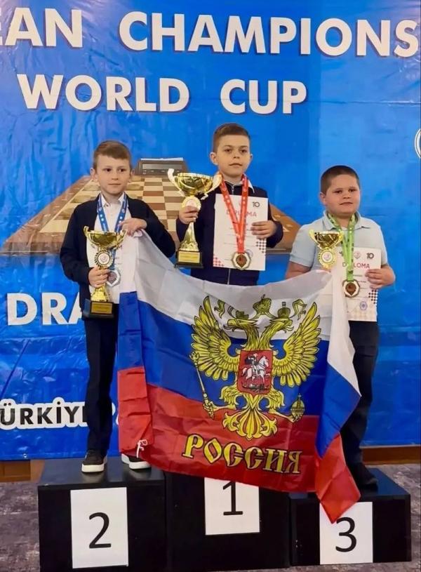 Роман Цатурян