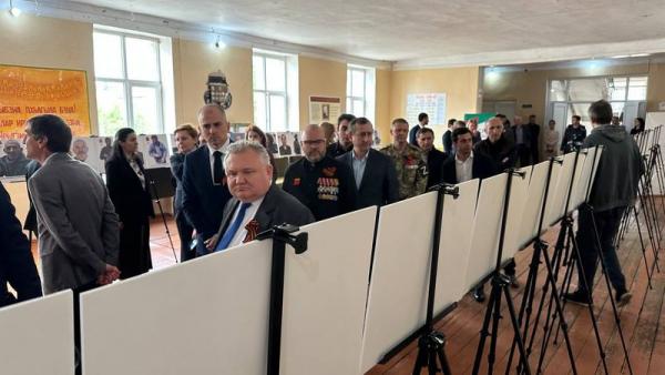 Выставка с портретами погибших участников СВО — выходцев из Абхазии