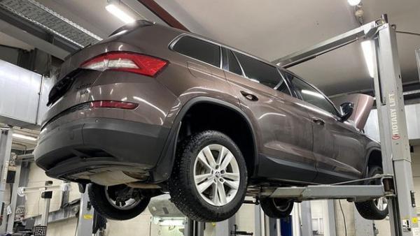 Skoda Kodiaq в процессе технического обслуживания Skoda Kodiaq в процессе технического обслуживания