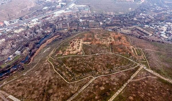холм Кармир-Блур холм Кармир-Блур