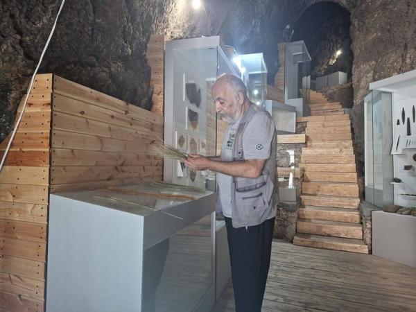 Археологический музей в пещере Арени