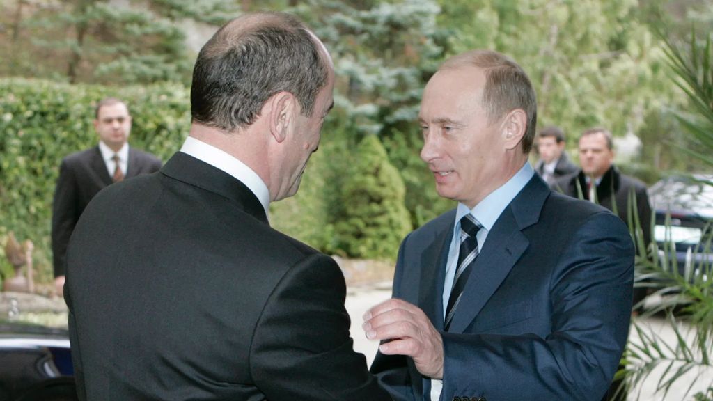 Роберт Кочарян и Владимир Путин Роберт Кочарян и Владимир Путин
