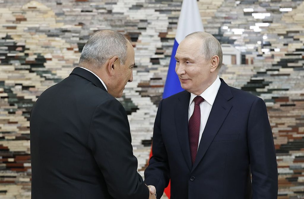 2026 Владимир Путин и Никол Пашинян