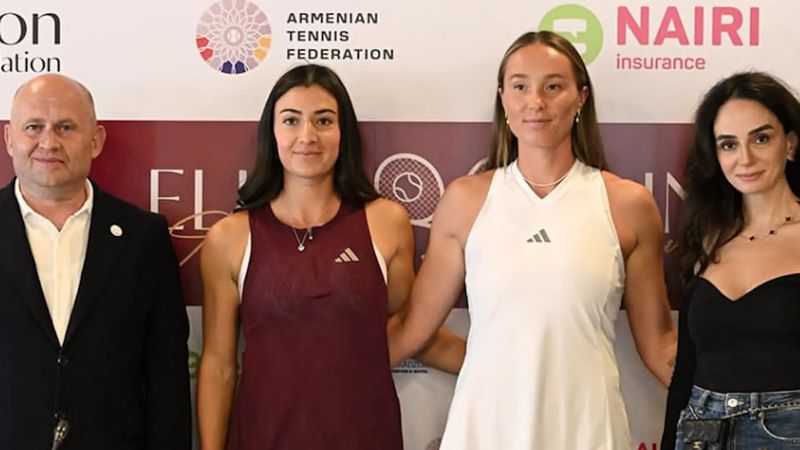 Элина Аванесян и Алина Чараева Элина Аванесян и Алина Чараева