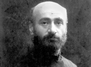 komitas230411