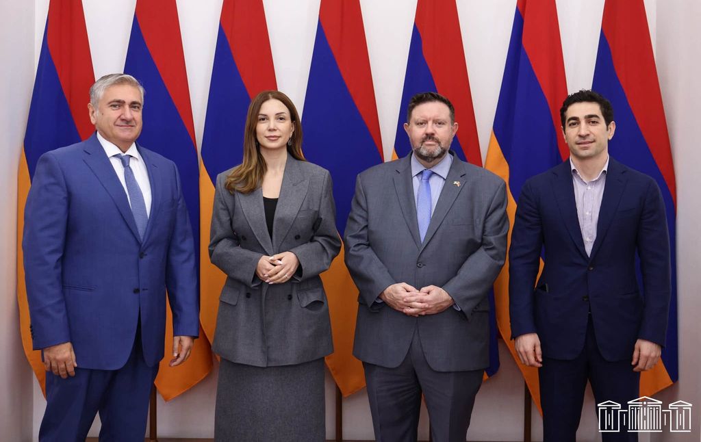 Дэвид Аллен и фракция Айастан