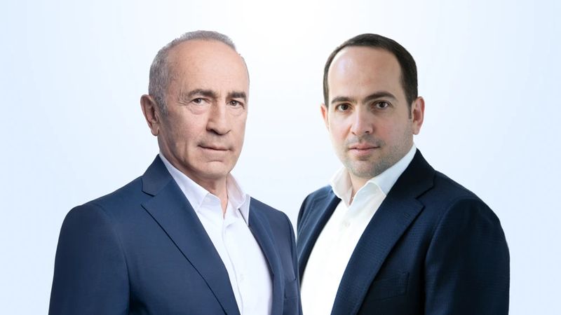 Роберт Кочарян и Седрак Кочарян