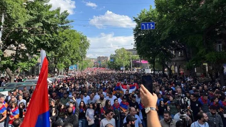 протесты Ереван